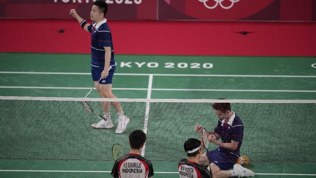 Ganda putra Malaysia Aaron Chia/Soh Wooi Yik terkejut bisa mengalahkan Kevin Sanjaya/Marcus Gideon pada perempat final badminton Olimpiade Tokyo 2020.