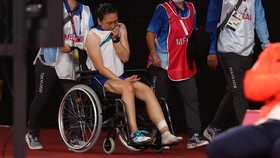 Cedera saat Unggul di Olimpiade, Atlet Badminton AS Menangis