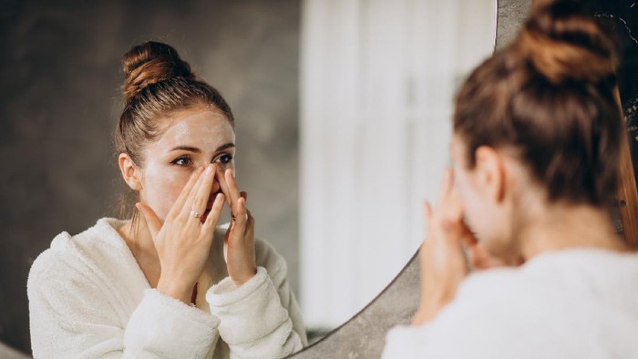 5 Rekomendasi Cleansing Milk Lokal untuk Kulit Kering dan Sensitif, Efektif Angkat Makeup Seharian 5 Rekomendasi Cleansing Milk Lokal untuk Kulit Kering dan Sensitif, Efektif Angkat Makeup Seharian
