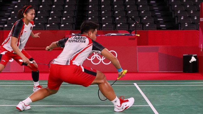 Berikut link live streaming Greysia Polii/Apriyani Rahayu vs Lee So Hee/Shin Seung Chan pada semifinal badminton Olimpiade Tokyo 2020.