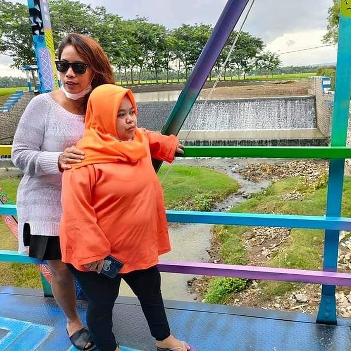 Penampilan terbaru Kekeyi tengah jadi sorotan&period; Ia disebut makin langsing dengan pipi terus&period; Yuk kita intip&excl;