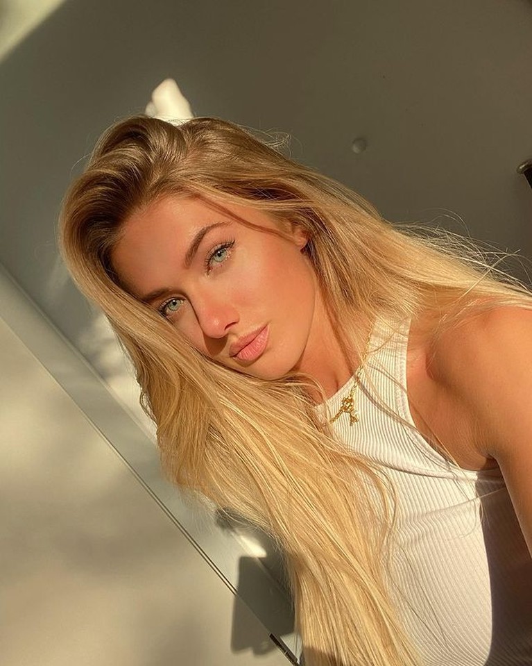 Paras Cantik Bak Bidadari, Alicia Schmidt Atlet Lari Asal Jerman Jadi Sorotan Atlet Olimpiade Tokyo 2020 tengah jadi sorotan. Salah satunya Alicia Schmidt atlet lari asal Jerman yang punya paras cantik. Yuk intip!