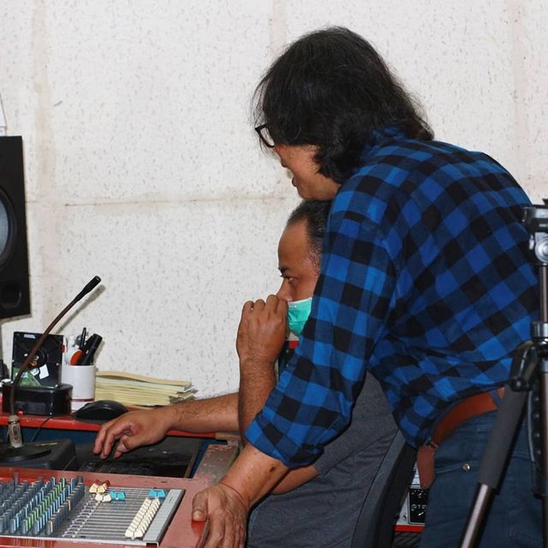 Potret Kenangan Terakhir Andre Manika Sang Legend Pencipta Lagu Kabar duka menyelimuti Tanah Air, Andre Manika sang legend pencipta lagu meninggal dunia pada Kamis (29/7). Yuk kita intip potretnya!