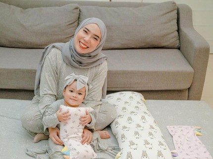 Perjuangan Fitri Tropica MengASIhi Bayi Kedua, Sempat Panik karena ASI Tak Keluar
