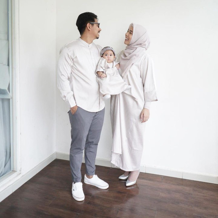<p>Rumah wanita yang karib disapa Fitrop ini juga didominasi dengan warna putih nih, Bunda. Minimalis, ya! (Foto: Instagram: @fitrop)</p>