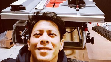 Ulang Tahun ke-40, Ariel NOAH Kenang Perjuangan Ibunda Melahirkan Saat Subuh