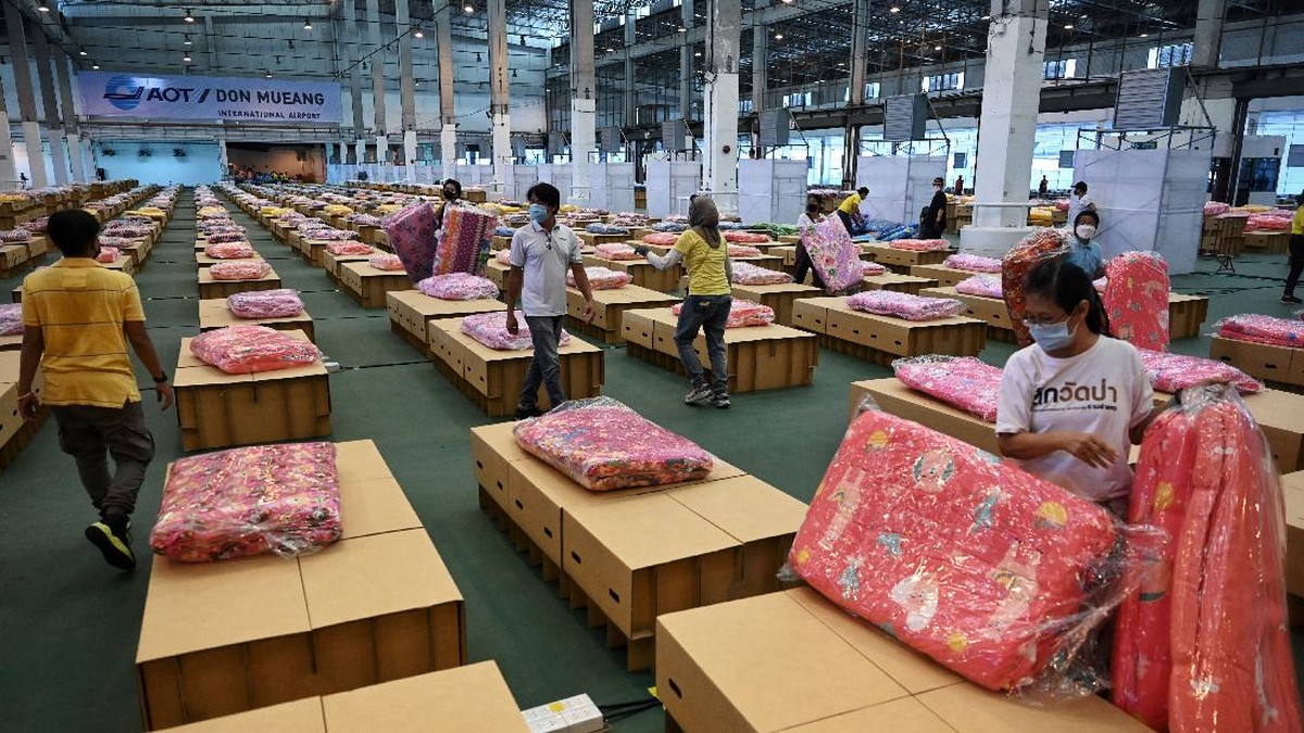 FOTO: Siasat Thailand Sulap Kargo Bandara Jadi RS Covid