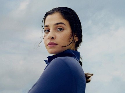 7 Potret cantik Yusra Mardini, Atlet Renang Olimpiade Tokyo yang Kabur dari Perang Suriah