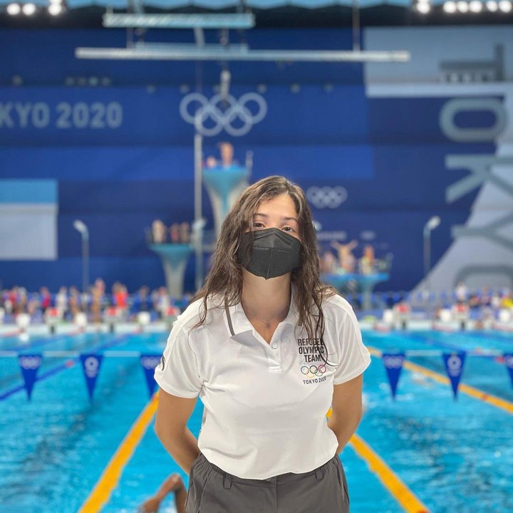 <p>Walau jalan hidupnya berat, Yusra Mardini memiliki tekad serta semangat hidup yang tak pernah redup. Dengan sikap optimisnya tersebut, ia berhasil menjadi atlet renang yang juga pernah bertanding di Olimpiade Rio 2016 bersama IOC Refugee Olympic Team. Sangat inspiratif ya, Bunda?(Foto: Instagram @yusramardini)</p>