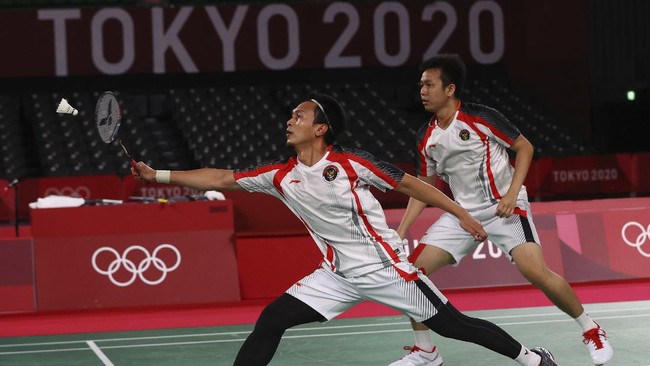 Mohammad Ahsan/Hendra Setiawan menegaskan tekadnya untuk memburu medali perunggu Olimpiade Tokyo 2020 usai kalah di semifinal.