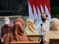 PPKM Diperpanjang, Jokowi Jamin Bansos Buat Masyarakat