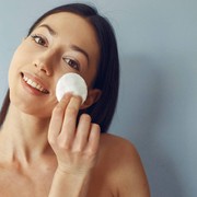 Tambah Glowing! Ini Pilihan Exfoliating Toner yang Gentle dan Cocok untuk Pemula