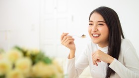 6 Makanan yang Bantu Redakan Kecemasan dan Depresi