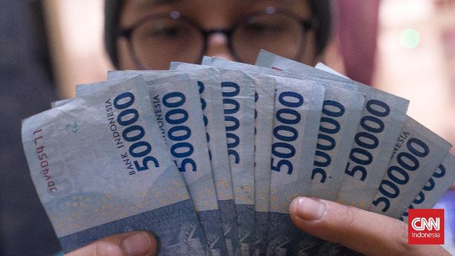 Berikut jadwal pencairan gaji 13 tahun 2024 untuk pensiunan PNS dan besaran nominalnya.