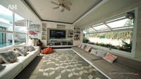 7 Potret Rumah Crazy Rich Bali, Ada Toko Hermes dan Showroom Mobil