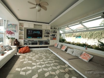 7 Potret Rumah Crazy Rich Bali, Ada Toko Hermes dan Showroom Mobil
