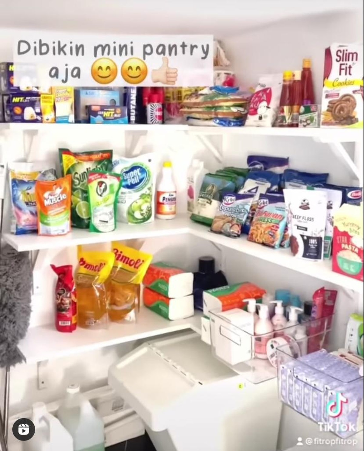 Rumah Fitri Tropica menjadi sorotan karena ada mini market di dalamnya&period; Yuk kita intip&excl;