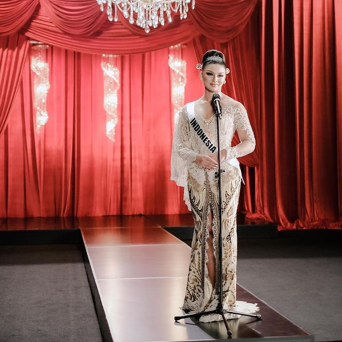 Jihane Almira Putri Indonesia Pariwisata akan mewakili Indonesia di Miss Supranational 2021&period; Yuk intip pesona Jihan diberbagai busana&excl;