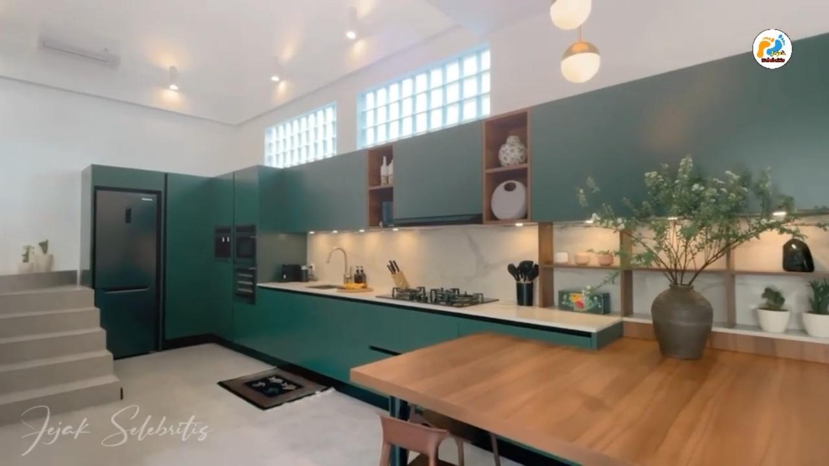 Rumah Mewah Raisa dan Hamish