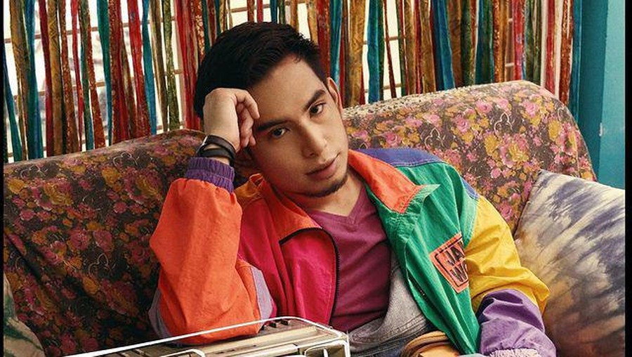 Sosok Okin, Mantan Suami Rachel Vennya yang Ciuman Bibir dengan Zara Video Adhisty Zara ciuman bibir dengan Niko Al Hakim atau Okin mantan suami Rachel Vennya buat heboh. Yuk intip sosok Okin!