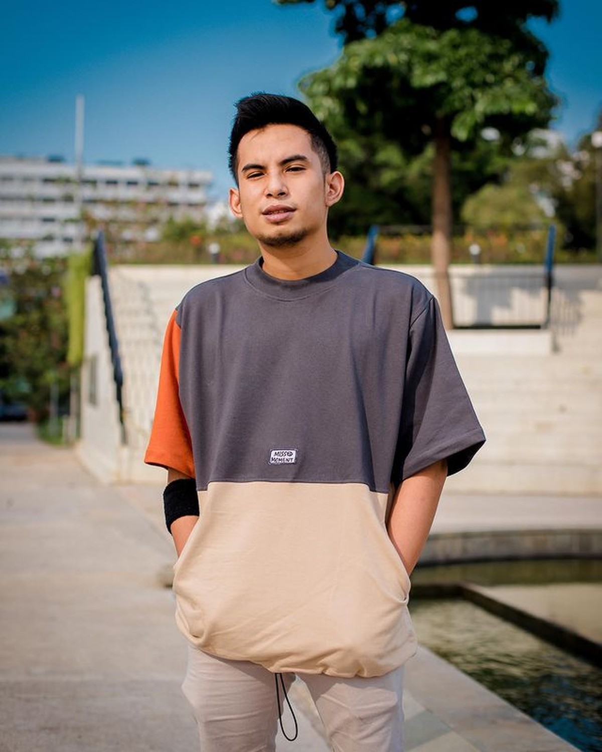 Video Adhisty Zara ciuman bibir dengan Niko Al Hakim atau Okin mantan suami Rachel Vennya buat heboh&period; Yuk intip sosok Okin&excl;