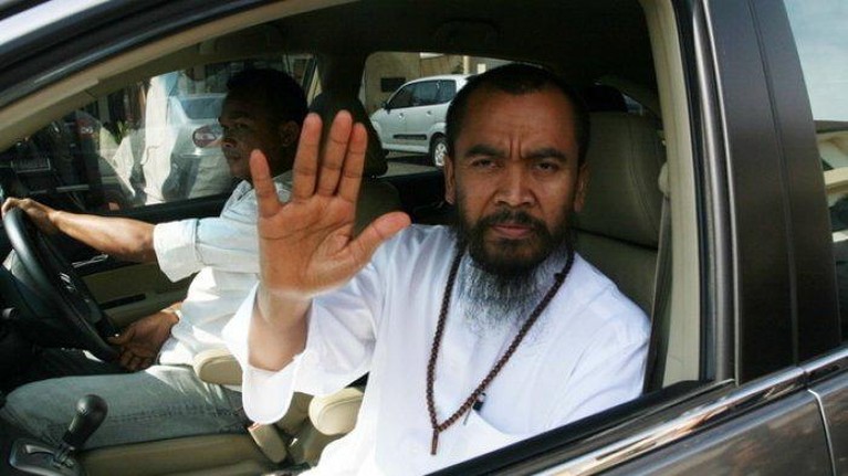 Luftiana Ulfa ABG 12 tahun sempat bikin heboh beberapa tahun lalu karena dipersunting oleh Syekh Puji. Yuk lihat potretnya sekarang!