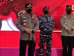 Tinjau Vaksinasi di Jakpus, Kapolri: 30 Ribu Vaksin COVID Disebar Hari Ini