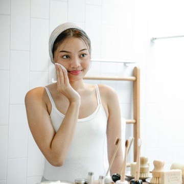 img-title Kini Jadi Tren, Ketahui 5 Manfaat Kandungan Mugwort dalam Produk Skincare