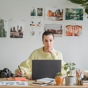 Perasaan Nggak Tenang Memikirkan Masa Depan? Coba Atasi dengan 4 Cara Sederhana Ini