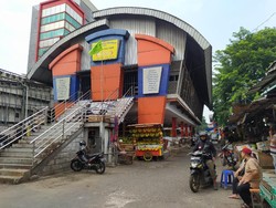 Pedagang-Pengunjung Harus Sudah Divaksin, Begini Suasana Pasar Lokbin Palmerah