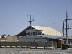 Serangan Roket Taliban Guncang Bandara di Afghanistan