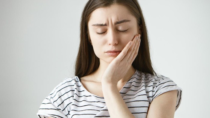 Ampuh! Ini 6 Bahan Alami yang Ada di Rumah untuk Redakan Sakit Gigi