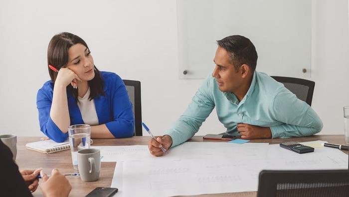 Karyawan/pexels.com/Los Muertos Crew