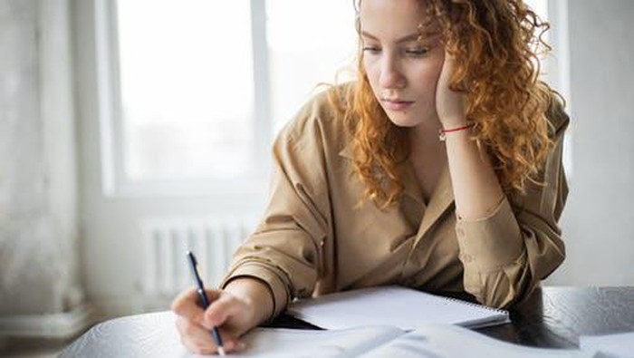 5 Kebiasaan Buruk Selama Kuliah Online yang Bikin Belajarmu Tidak Maksimal