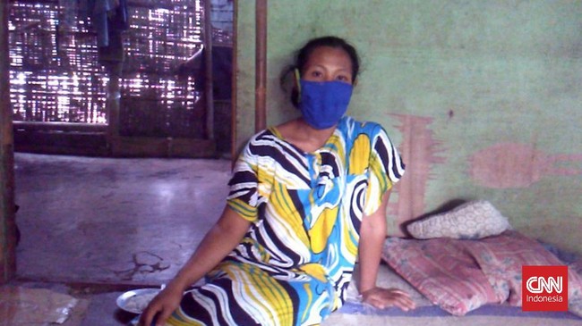 Karmila (32), warga Kecamatan Simomulyo, Lampung Selatan, kesulitan mencari rumah sakit yang mau melayani persalinan setelah ia dinyatakan reaktif covid-19.