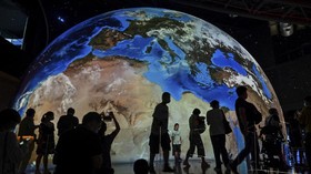 FOTO: Mengintip Planetarium Terbesar Dunia di Shanghai