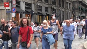 VIDEO: Demo Anti Vaksin Tolak Kebijakan Green Card di Italia