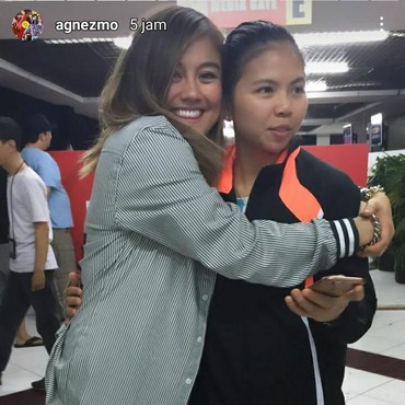 Kebanggan Agnez Mo atas Kemenangan Greysia Polii di Olimpiade 2020