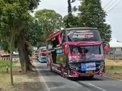 Viral Video Bus Aksi Oleng di Kuningan, Polisi Turun Tangan