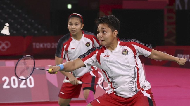 Eng Hian memberikan pujian pada Greysia Polii/Apriyani Rahayu yang dianggap tetap membumi di Piala Sudirman meski berstatus juara Olimpiade.