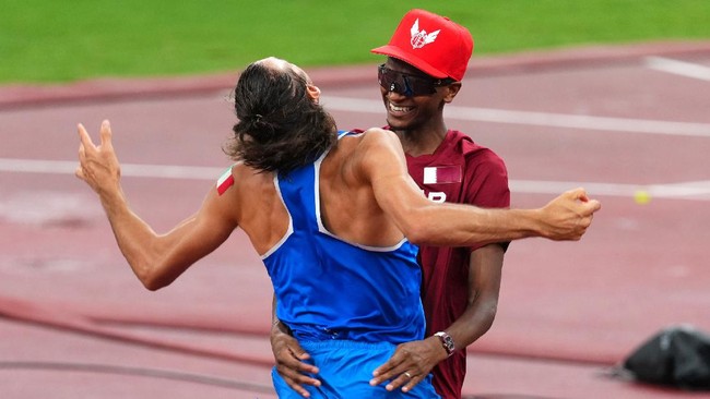 Mutaz Barshim dan Gianmarco Tamberi sepakat berbagi emas. Ini adalah emas pertama atletik yang dibagi dua sejak Olimpiade 1908.