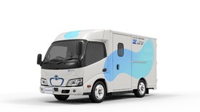 Truk Listrik Hino dan Isuzu Lahir Tahun Depan