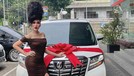 Baru-baru ini Lucinta Luna membeli mobil mewah baru hasil kerja kerasnya&period; Yuk kita intip gaya Lucinta Luna pamer mobilnya&excl;