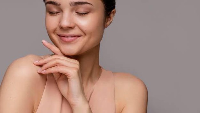 Kafein berlebihan pemicu penuaan dini kulit/Foto: freepik.com