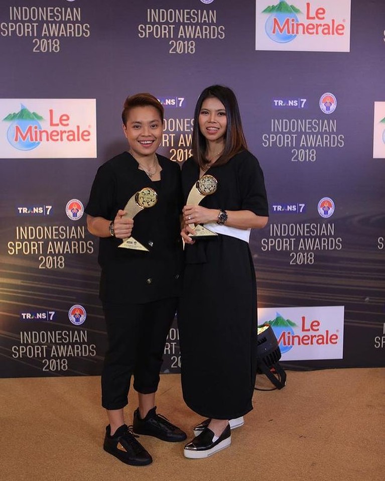 Chemistry Greysia Polii dan Apriyani Rahayu di lapangan sudah tak diragukan lagi. Yuk intip momen mereka di luar lapangan!