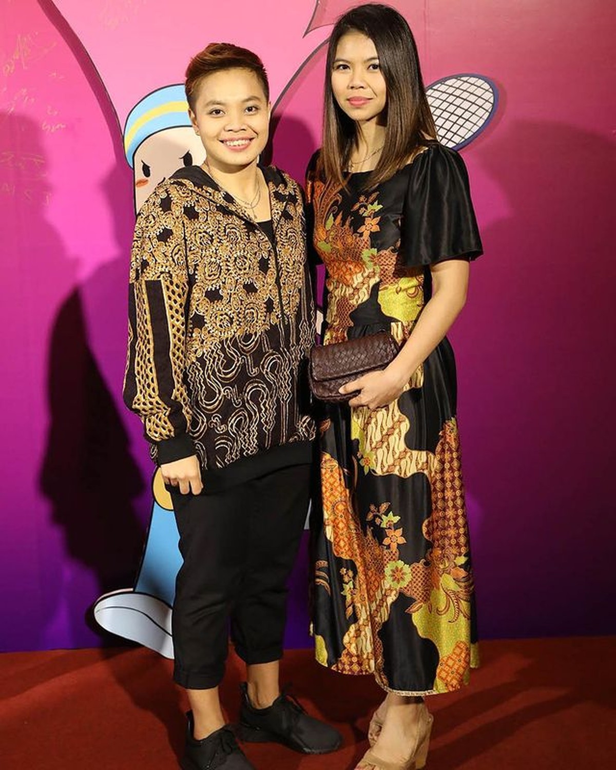 Chemistry Greysia Polii dan Apriyani Rahayu di lapangan sudah tak diragukan lagi&period; Yuk intip momen mereka di luar lapangan&excl;