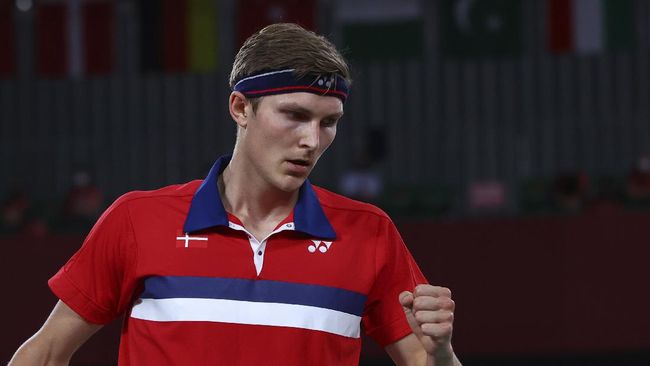 Axelsen Withdraws from Malaysia Masters and Singapore Open 2022