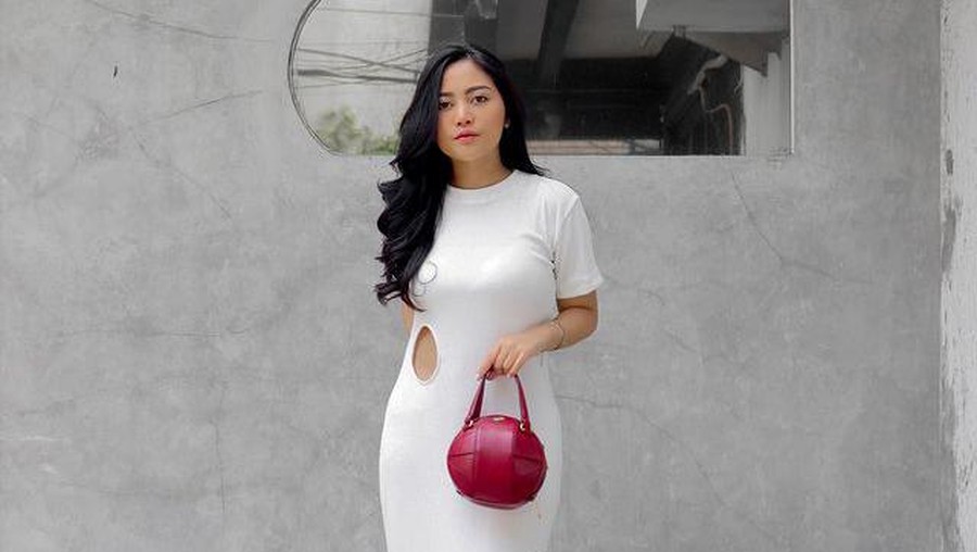 Rachel Vennya kerap membagikan foto penampilannya dengan berbagai ootd yang kece&period; Yuk kita intip penampilannya&excl;