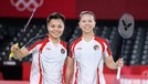 Tim ganda putri bulu tangkis Indonesia berhasil mencetak sejarah raih emas di Olimpiade Tokyo 2020&period; Yuk intip potret haru & bahagianya&excl;