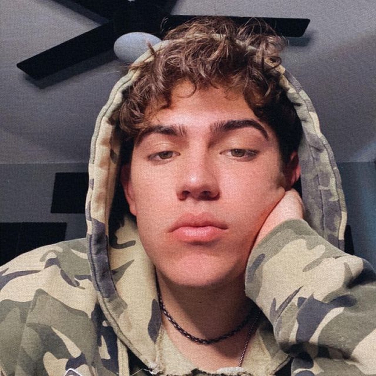 Anthony Barajas seleb TikTok asal Amerika ini meninggal secara tragis ditembak usai nonton bioskop di California&period; Yuk intip potretnya&excl;